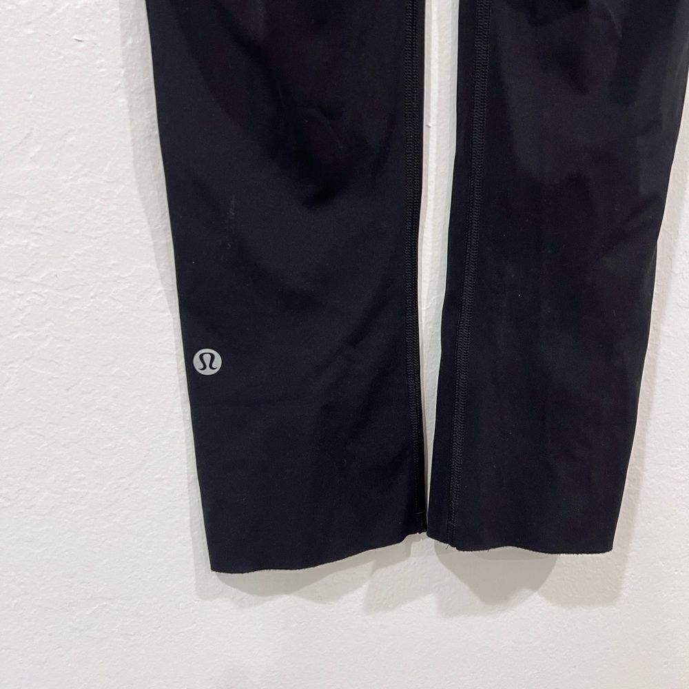 Lululemon Fast and Free Crops With Pockets Size 2 - Picture 3 of 6